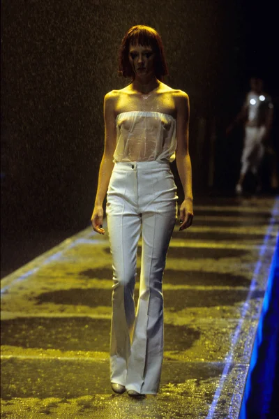 Look 97